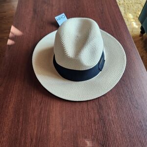 Stylish Tan and Black Women's Fedora Hat